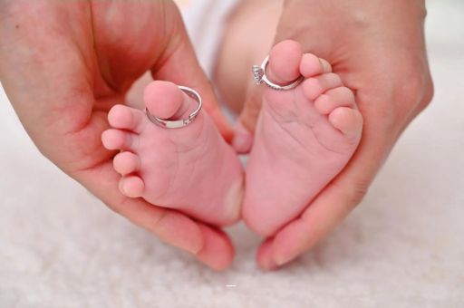 武穴宝宝冒冷汗是怎么回事 武穴宝宝冒冷汗是怎么回事